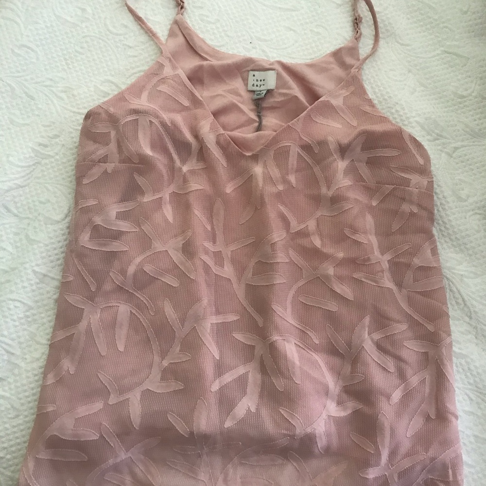 Pink tank top